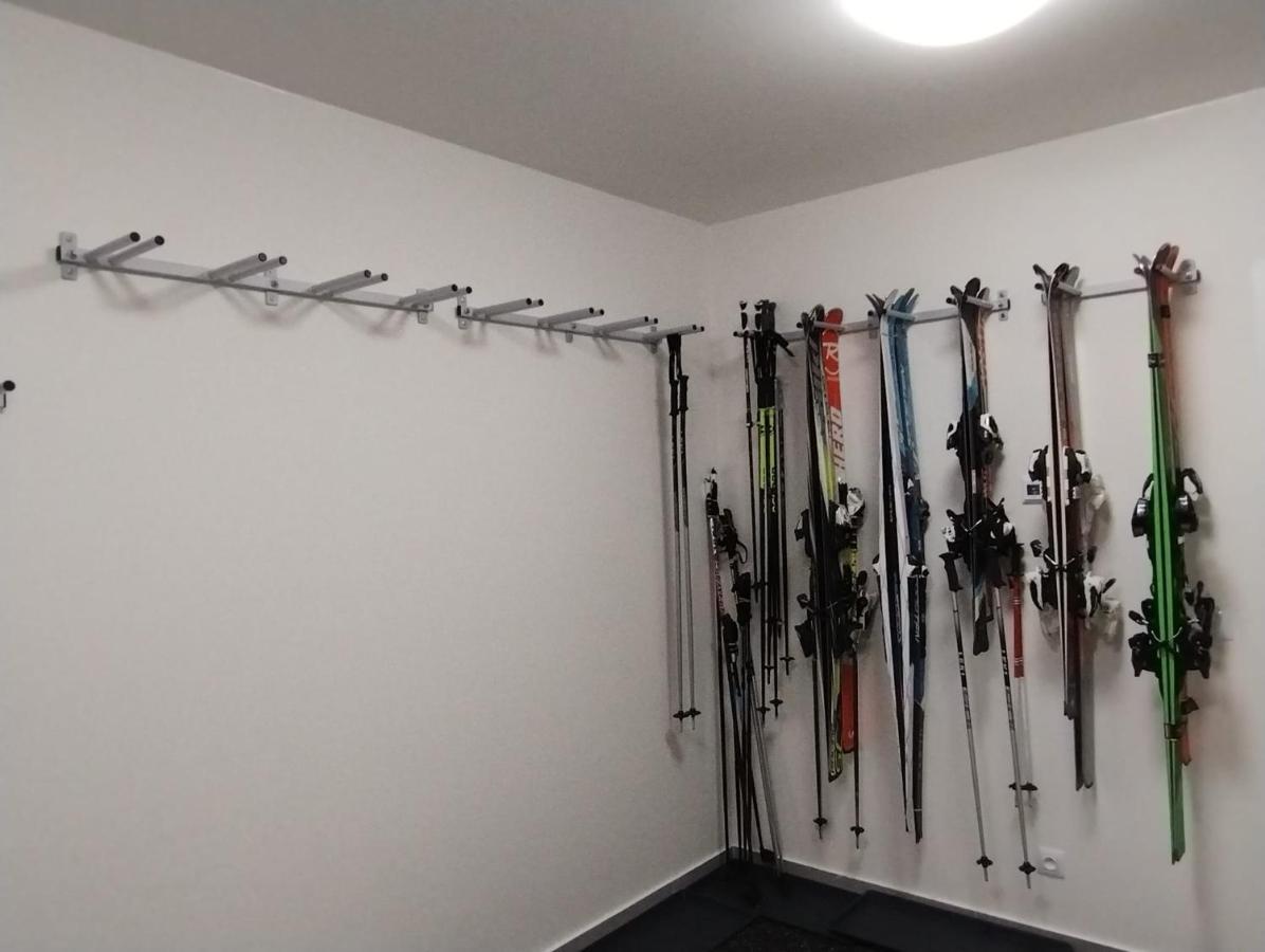 Ski Berg Klinovec Loučná pod Klínovcem Eksteriør bilde